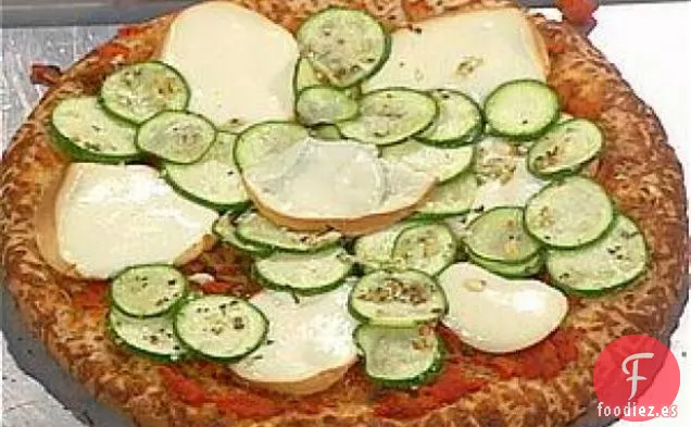 Pizza de calabacín y roni
