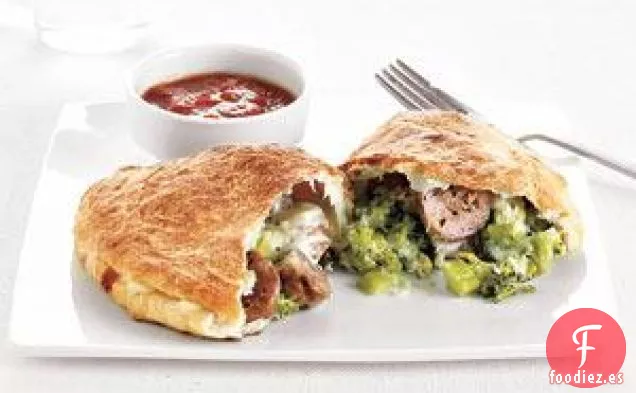 Calzones De Salchichas Y Brócoli