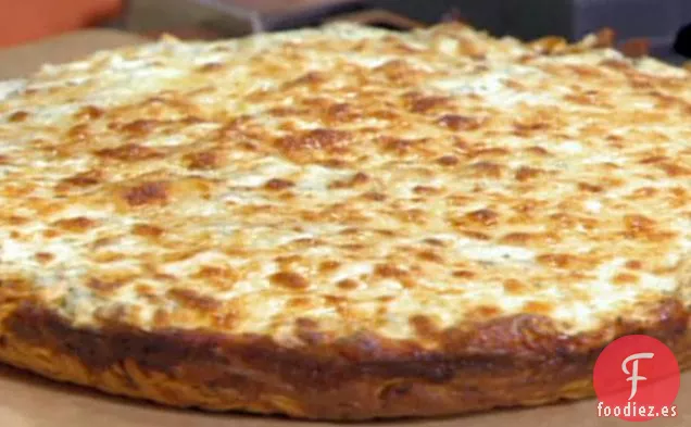 Pizza en Sartén con Costra de Pasta Profunda Carbonara