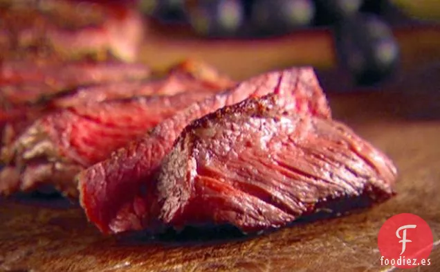 Filete de Costilla con Vinagreta de Oliva Negra