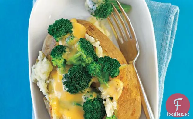 Patatas Horneadas Rellenas de Brócoli y Queso