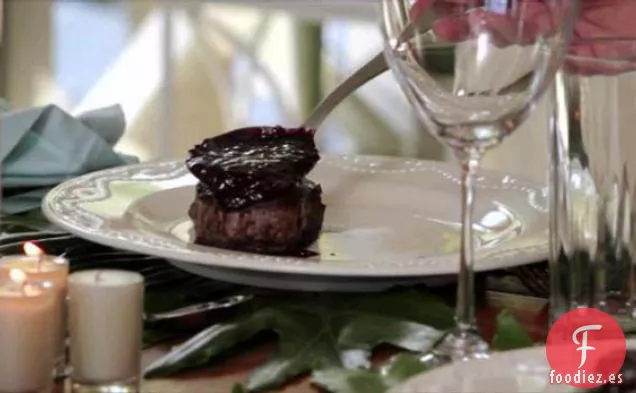Solomillo de Ternera de Romero con Salsa de Vino Tinto de Mora