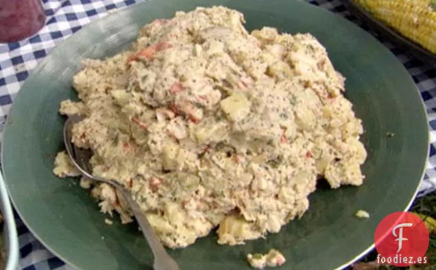 Ensalada de Garra de Langosta y Patata con Aderezo de Rábano Picante y Mostaza