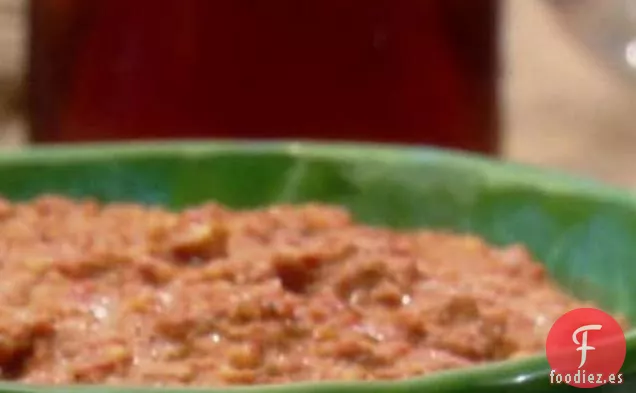 Salsa de Pimiento Rojo Asado y Nuez (Muhummara)