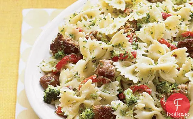 Corbatas con Brócoli y Salchicha