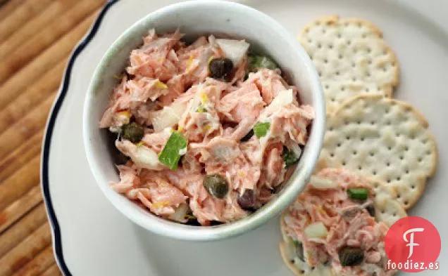 Ensalada de Salmón con alcaparras y Limón