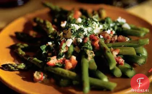 Ensalada de Espárragos con Pimientos de Piquillo y Alcaparras (Ensalada de Espárragos con Alcaparras)