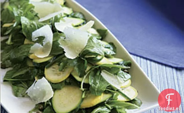 Ensalada de Calabaza De Verano Con Limón, Alcaparras y Parmesano
