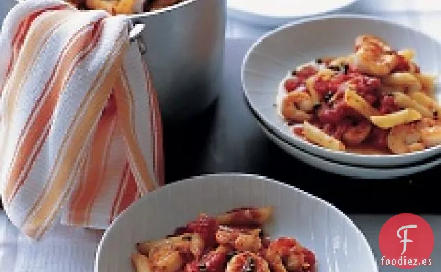 Pasta Picante De Camarones Y Tomate