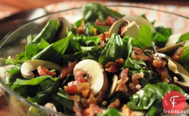 Ensalada de Espinacas con Aderezo de Ajo