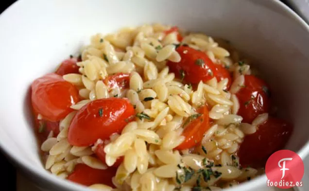 Cena de esta noche: Orzo con Tomates Cherry, Alcaparras y Limón