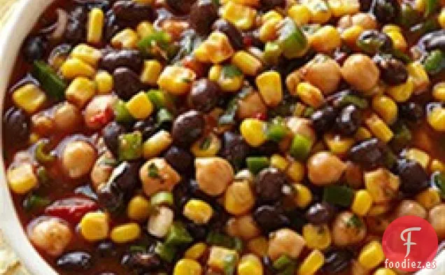 Salsa de Confeti de Maíz y Frijoles con Jalapeño