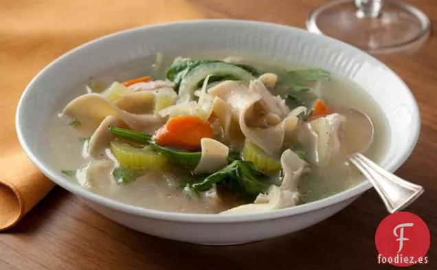 Abundante Sopa Italiana de Pollo y Verduras