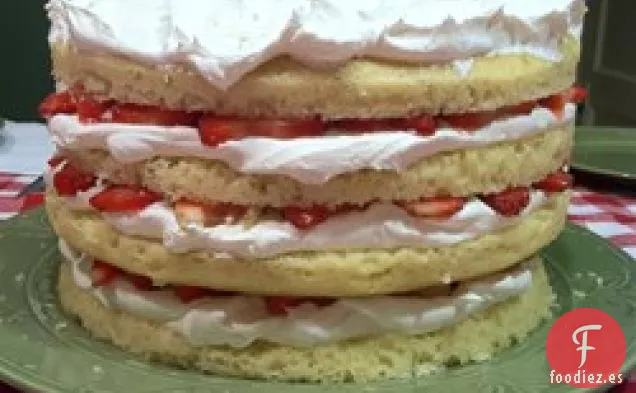 Tarta de Fresa con Suero de Mantequilla