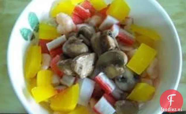 Ensalada de Pasta de Cangrejo y Camarones