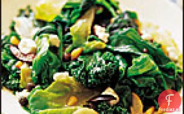 Verduras Mixtas Salteadas con Aceitunas y Salata de Ricotta