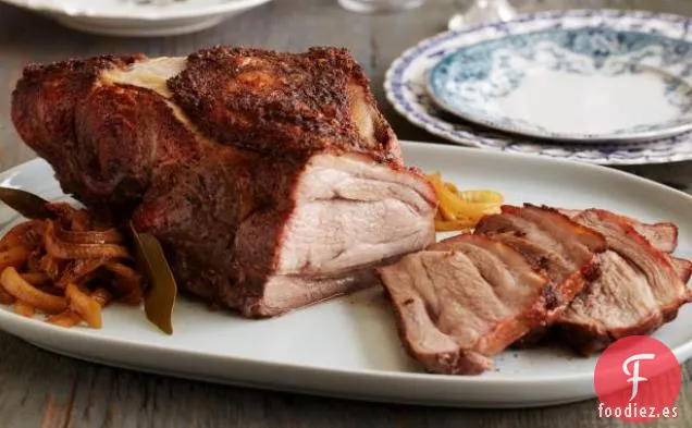 El Asado Ahumado a Tope de Boston de la Dama y el Hijo