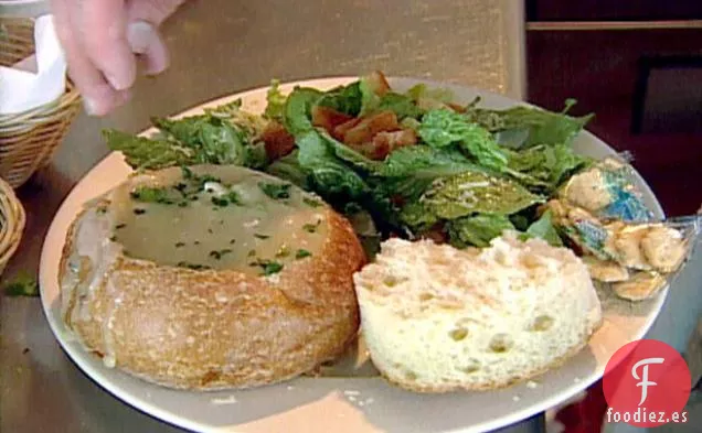Sopa de Almejas de Santa Bárbara