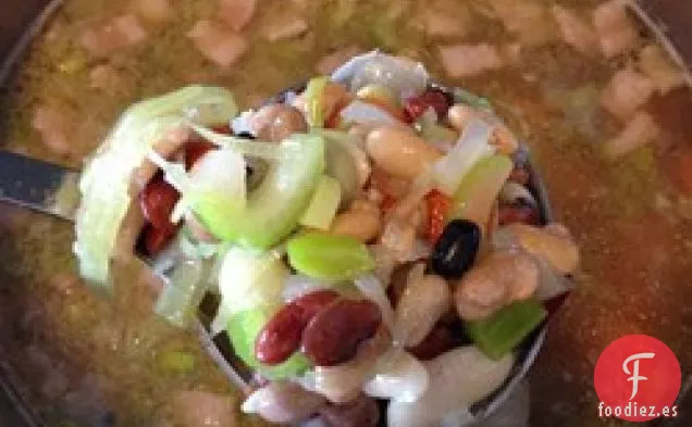 Sopa de Diez Frijoles I