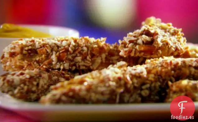 Dedos de Pollo Recubiertos de Pretzel con Mostaza y Miel