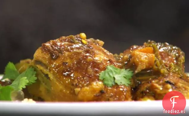 Pollo con Cúrcuma y Comino con Chiles, Naranjas con Canela y Cuscús de Garbanzos de Oliva