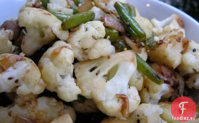 Cena de esta noche: Coliflor con Judías Verdes y Jengibre