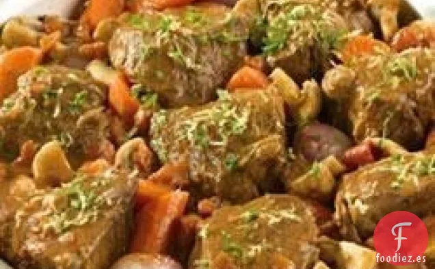 Carne de res estofada Swanson® con Chalotes y Champiñones