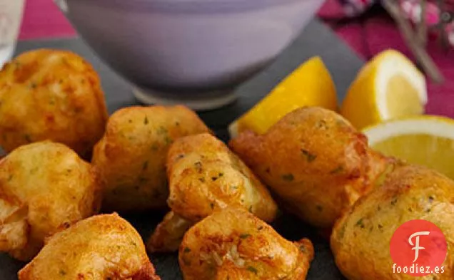 Buñuelos de Coliflor y Parmesano