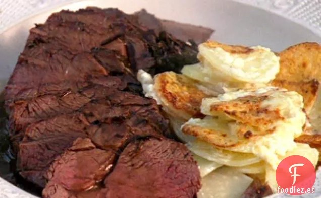 Carne de Venado Asada en Sartén con Cremosa Patata al Horno y Apio - Sin  Gluten Recetas