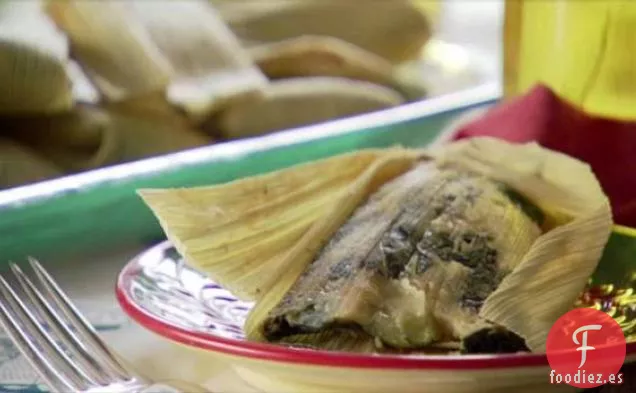 Tamales de Col Rizada y Queso