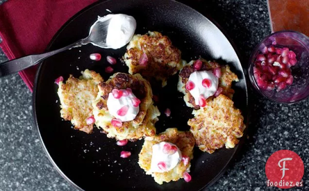 Buñuelos De Coliflor Y Queso feta Con Yogur Ahumado, Granada