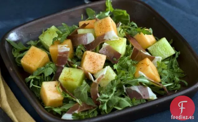 Melón, Rúcula y Jamón Serrano con Aderezo de Pimentón Ahumado
