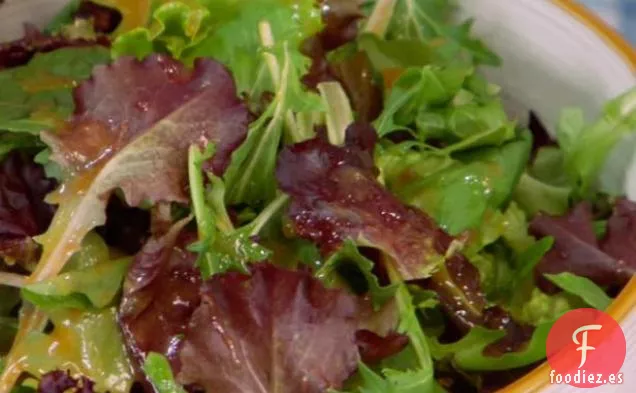 Ensalada Verde Sencilla con Vinagreta de Tomate y Miel