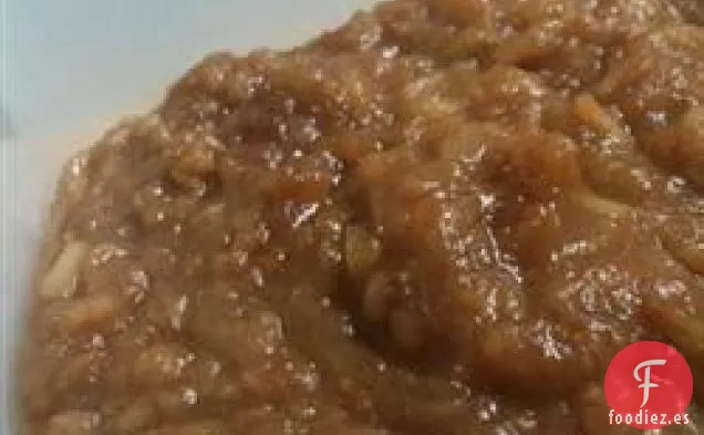 Salsa de Manzana y Melocotón Cocida a Fuego Lento