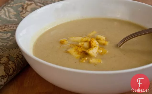 Sopa De Coliflor Y Manzana Al Curry