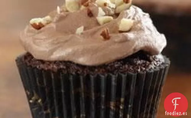 Cupcakes Brownie con Crema de Mantequilla de Avellana
