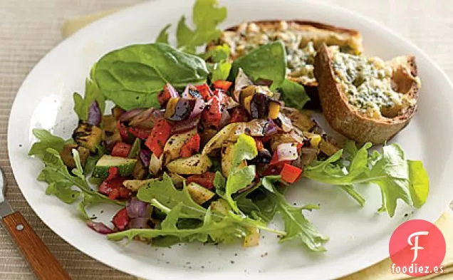 Ensalada de Verduras Sicilianas a la Parrilla con Tostadas Picantes de Gruyère