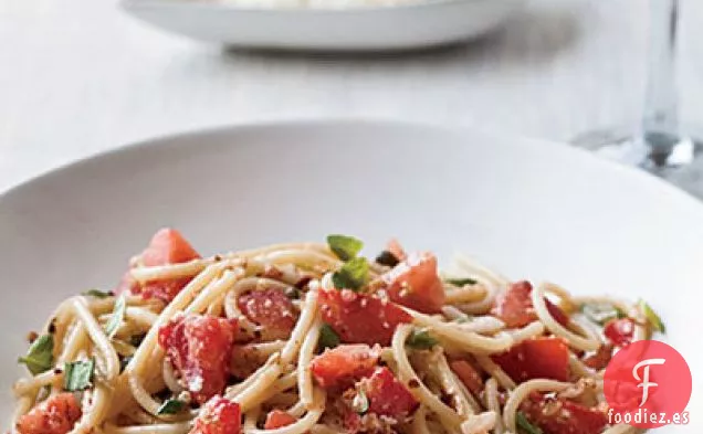 Tocino y Queso Se Derriten con Berros con Ajo