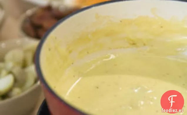 Tarentaise-Receta de Fondue de Mezcla de Cresta Agradable de tierras altas