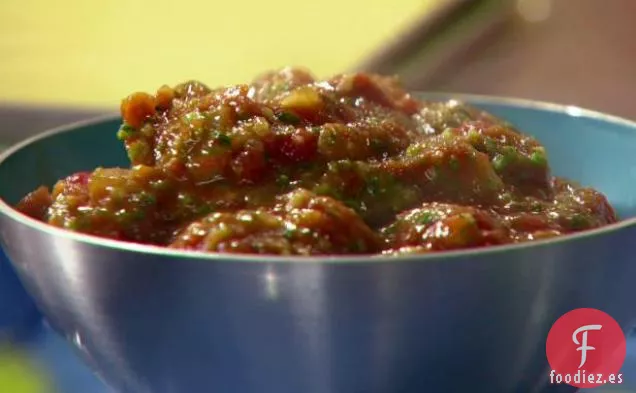 Albóndigas de Espagueti y Salsa de Tomate y Albahaca