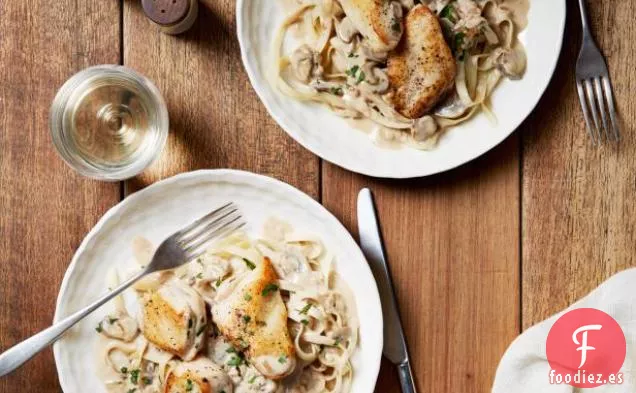 Pollo con Salsa Marsala de Mascarpone de Mostaza