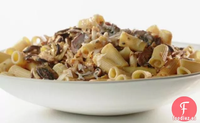 Pollo y Champiñones con Rigatoni