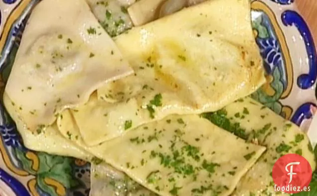 Ravioli de patata Rellena de Carne con: Ofelle intelectuales de la ciudad