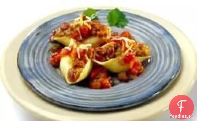 Conchas de Pasta Rellenas de Chile al Estilo Mexicano