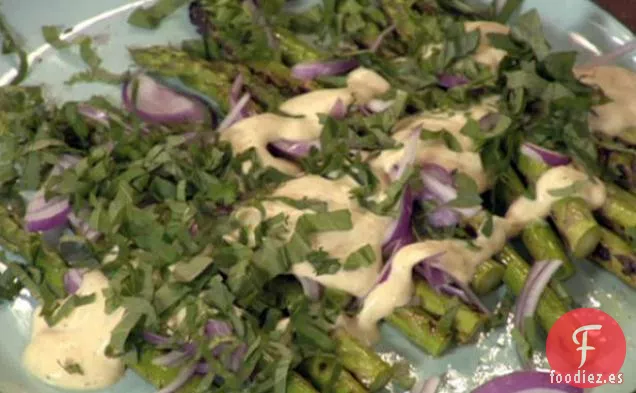 Espárragos A La Parrilla Aderezados con Mandarina Cremosa