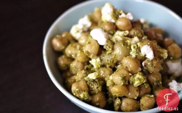 Garbanzos Al Pesto Con Queso Feta