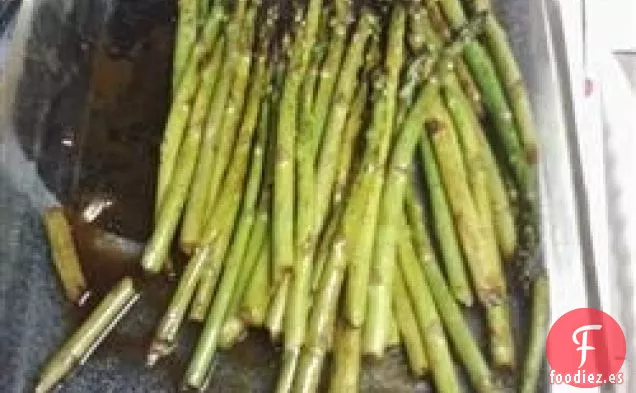 Sabrosos Espárragos a la Parrilla