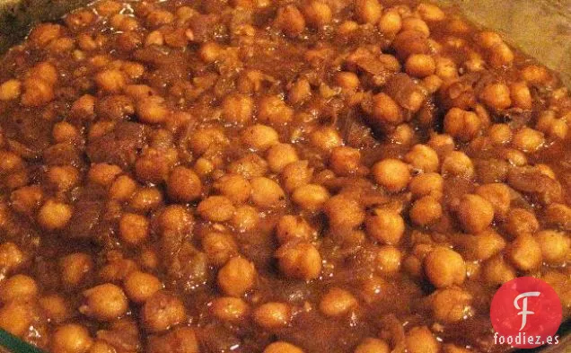 Chatpata Ragda-Garbanzos En Salsa De Tamarindo