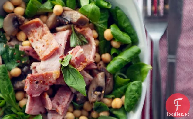 Tocino Ahumado, Garbanzos Y Champiñones