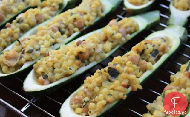 Calabacín Relleno De Garbanzos Y Cuscús Israelí